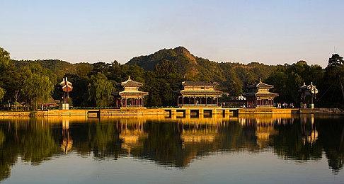 《鬼灭之刃：火神血风谭》“鬼化祢豆子”角色DLC正式上线